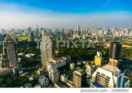 Bangkok Skyline, Thailand.. Bangkok Skyline, Thailand.. 13600902