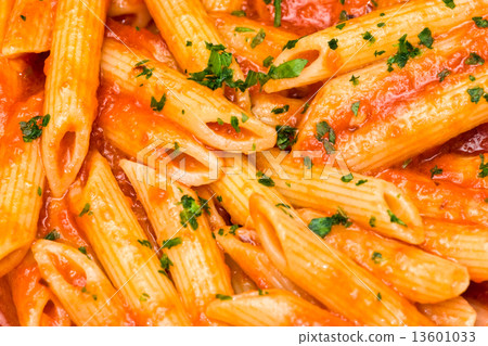 Italian Pasta. penne all'arrabbiata. 13601033