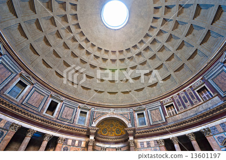 Inside the Pantheon, Rome, Italy. 13601197
