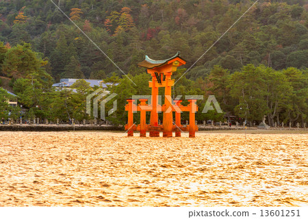 Miyajima Torii gate, Japan. Miyajima Torii gate, Japan. 13601251