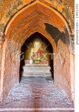 Buddha statue inside a temple in Bagan, Myanmar. Buddha statue inside a temple in Bagan, Myanmar. 13601393