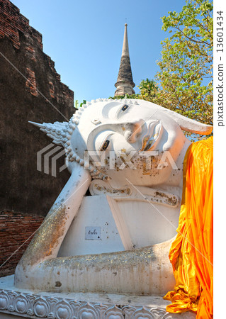 Ruined Old Temple of Ayuthaya, Thailand, 13601434