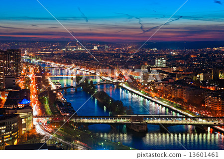 Paris at night. 13601461