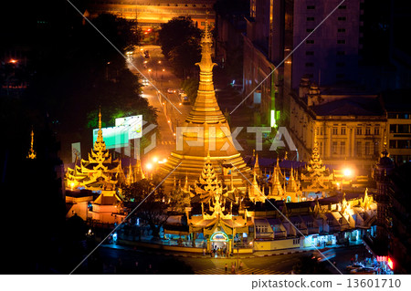 Sule Pagoda, Yangon, Myanmar. Sule Pagoda, Yangon, Myanmar. 13601710