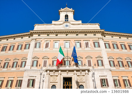San Peter square, Rome, Italy. 13601986