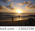 Sea of sunset 13602596