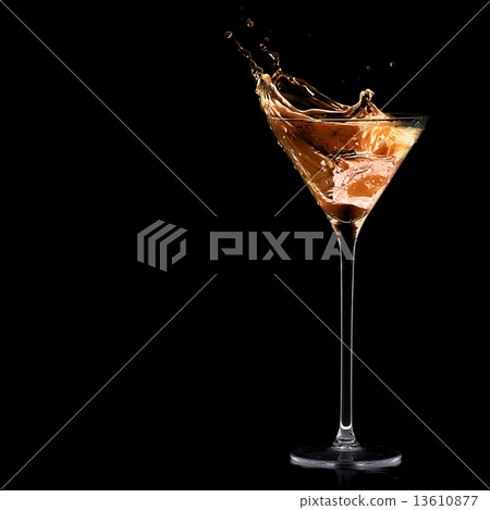 Tangerine Schnapps. Exotic Cocktail Splashing Out 13610877