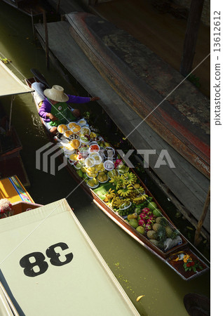 Floating market Floating market 13612612