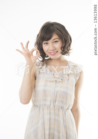 年輕的女士 13613998