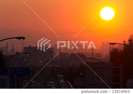 跑向日落的汽車 跑向日落的汽車 13614003