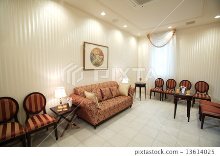 Image of foyer Image of foyer 13614025