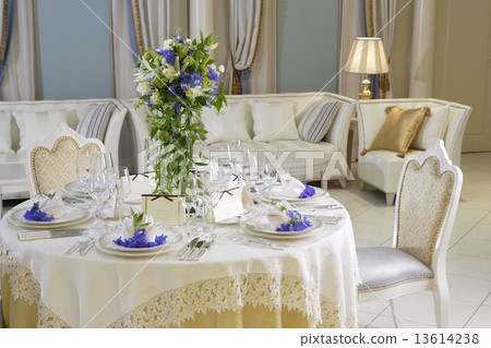 Coordinate wedding venue 13614238