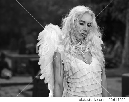 White angel White angel 13615621