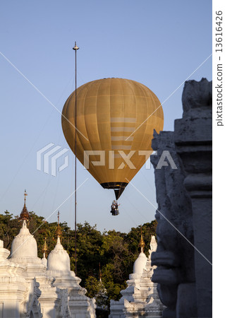 Myanmar, the great book, temple 13616426