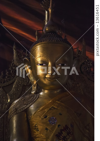 Myanmar, the Golden Buddha Myanmar, the Golden Buddha 13616451