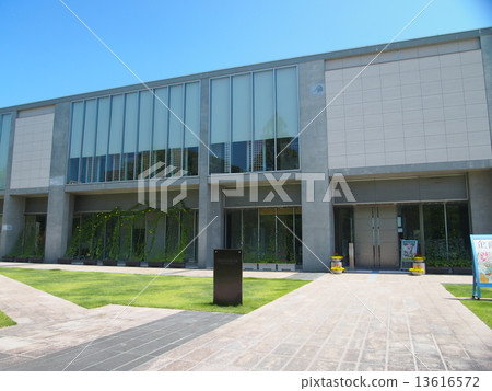 Nishio City's cultural facilities 13616572