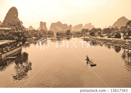 River Li, China 13617365