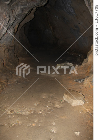 Scary deep cave 13617708