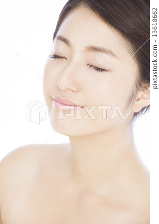 Beauty 13618662