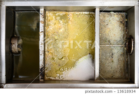 Grease traps box 13618934