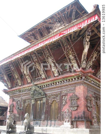 尼泊爾人Chang Narayan 13619985