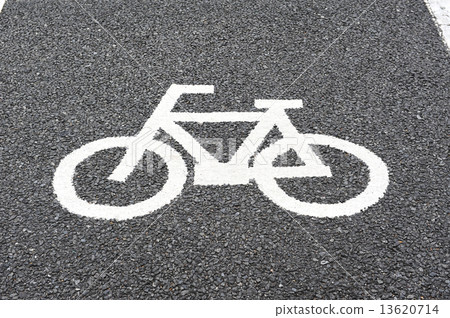 Bike lane 13620714