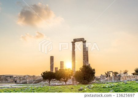 Sunset of Amman Fort (Jordan, Amman) 13625697