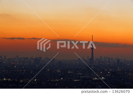 Fuji at sunset and Tokyo sky tree Fuji at sunset and Tokyo sky tree 13626070