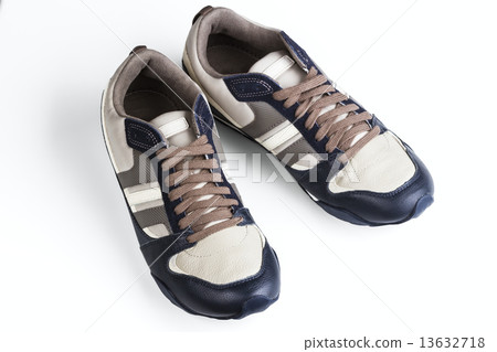 athletic man's shoes 13632718