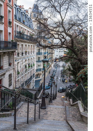 巴黎蒙馬特山 巴黎蒙馬特山 13634551