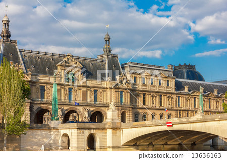 View from the River Seine to Paris, palace and embankment, Franc View from the River Seine to Paris, palace and embankment, Franc 13636163