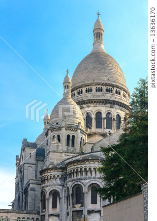 Basilica of the Sacred Heart of Jesus of Paris evening 13636170