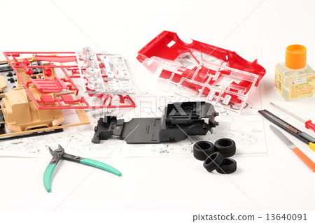 Production of Plastic Model Production of Plastic Model 13640091
