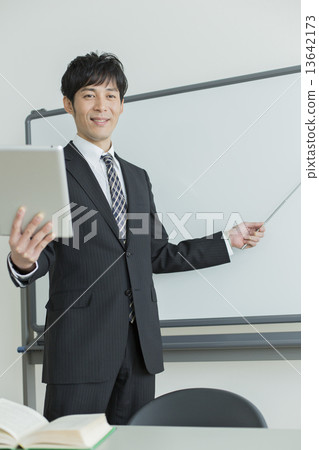 High school student / preparatory student 13642173