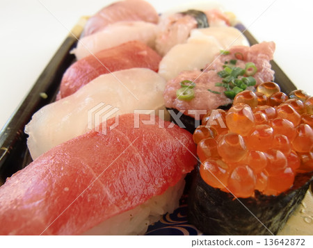 壽司盒午餐 壽司盒午餐 13642872