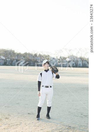 高中生/預科學生 13643274