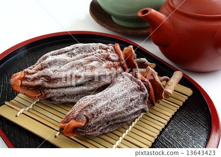 Dried persimmon tea 13643423