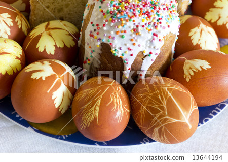 Easter eggs and pie 13644194