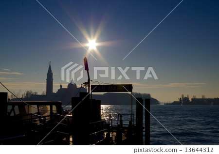 威尼斯的早晨 威尼斯的早晨 13644312