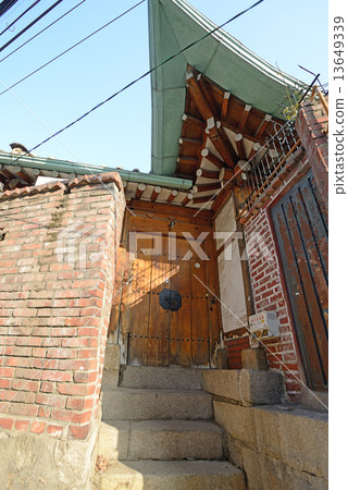 South Korea Seoul Kitamura 13649339