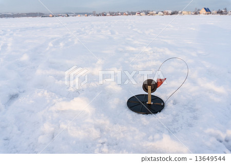 Winter fishing 13649544