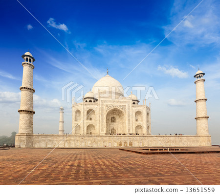 Taj Mahal, Agra, India Taj Mahal, Agra, India 13651559