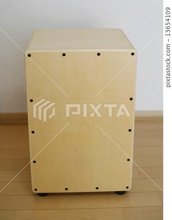 Cajón (percussion instrument) Cajón (percussion instrument) 13654109