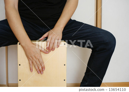 Cajón（打擊樂器） 13654110