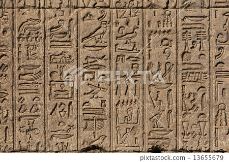 Hieroglyphic carvings in ancient egyptian temple Hieroglyphic carvings in ancient egyptian temple 13655679