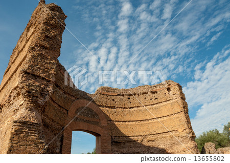 ruins 13655802