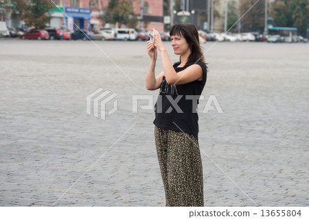 Girl portrait 13655804