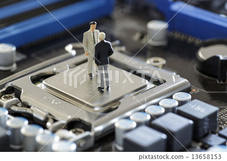 Confrontation 13658153