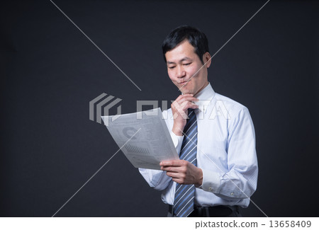 Middle businessman Middle businessman 13658409