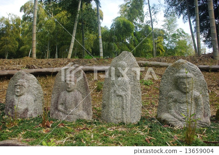 竹林石佛 13659004